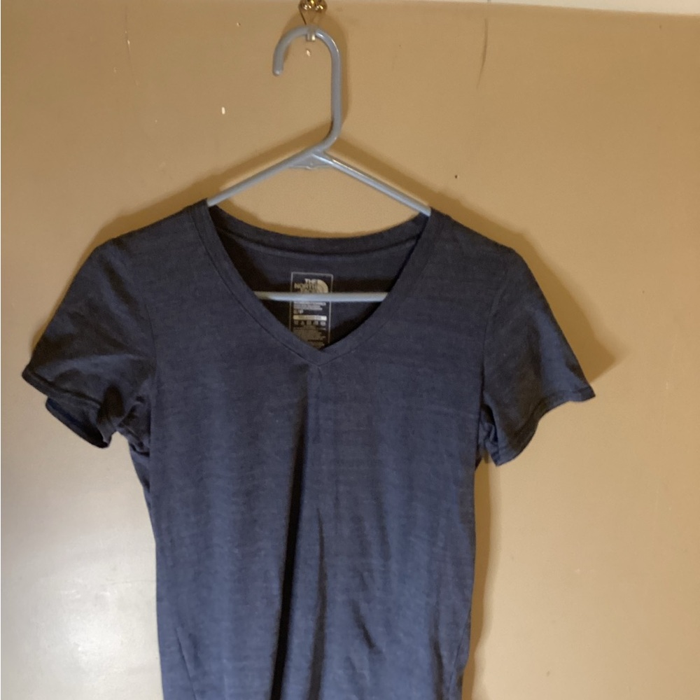 The Northface vneck shirt